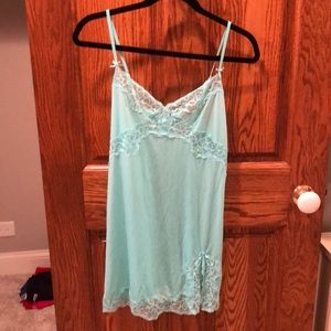 VS lace detail slip